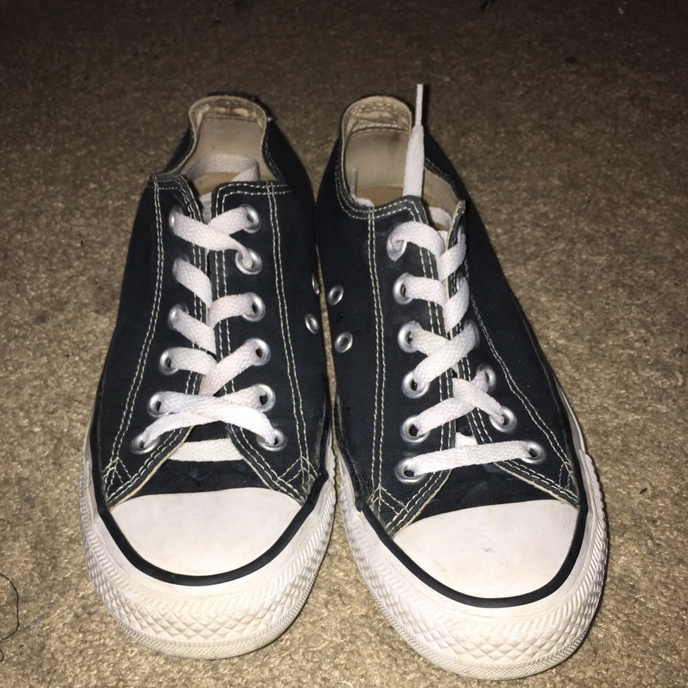 black converse size 7